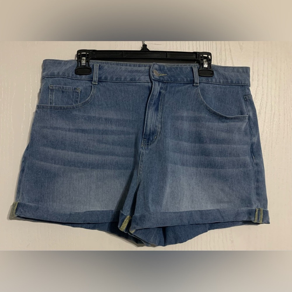Halara Women's Blue Denim Shorts